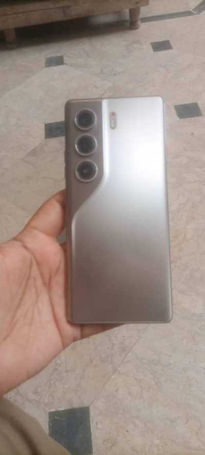 Tecno CAMON 40 Pro