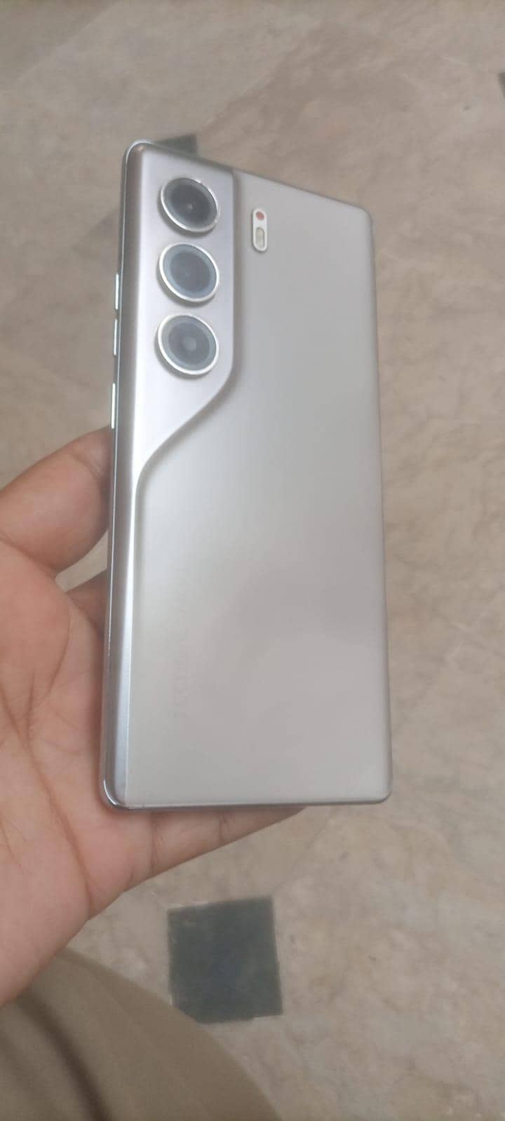 Tecno CAMON 40 Pro 5