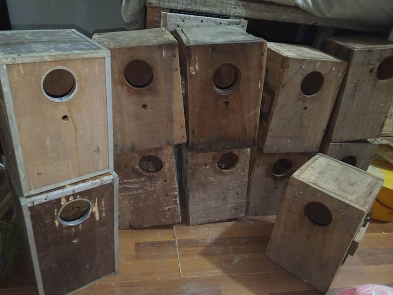 breeding boxes 0