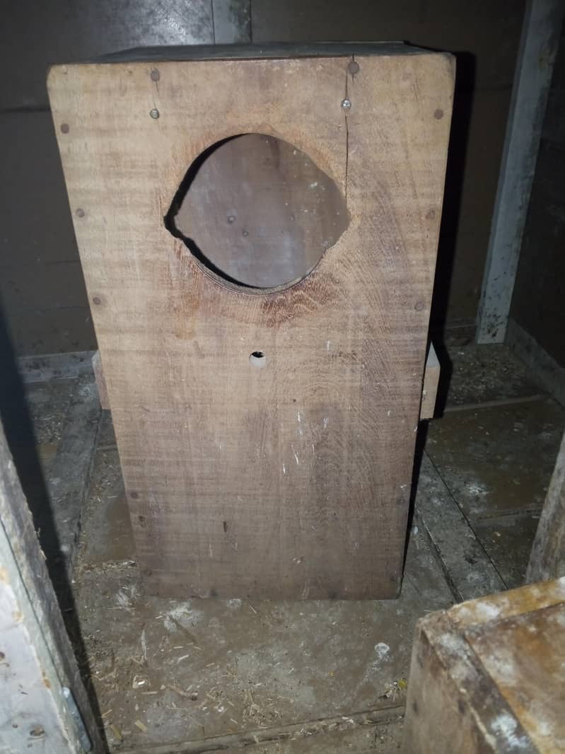 breeding boxes 5