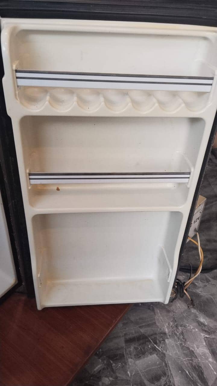 RAYS MINI FRIDGE 4