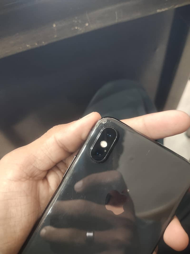 Apple iPhone X 6
