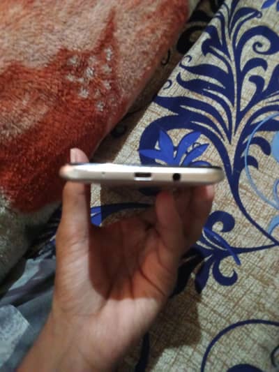 Infinix Hot 11 Play