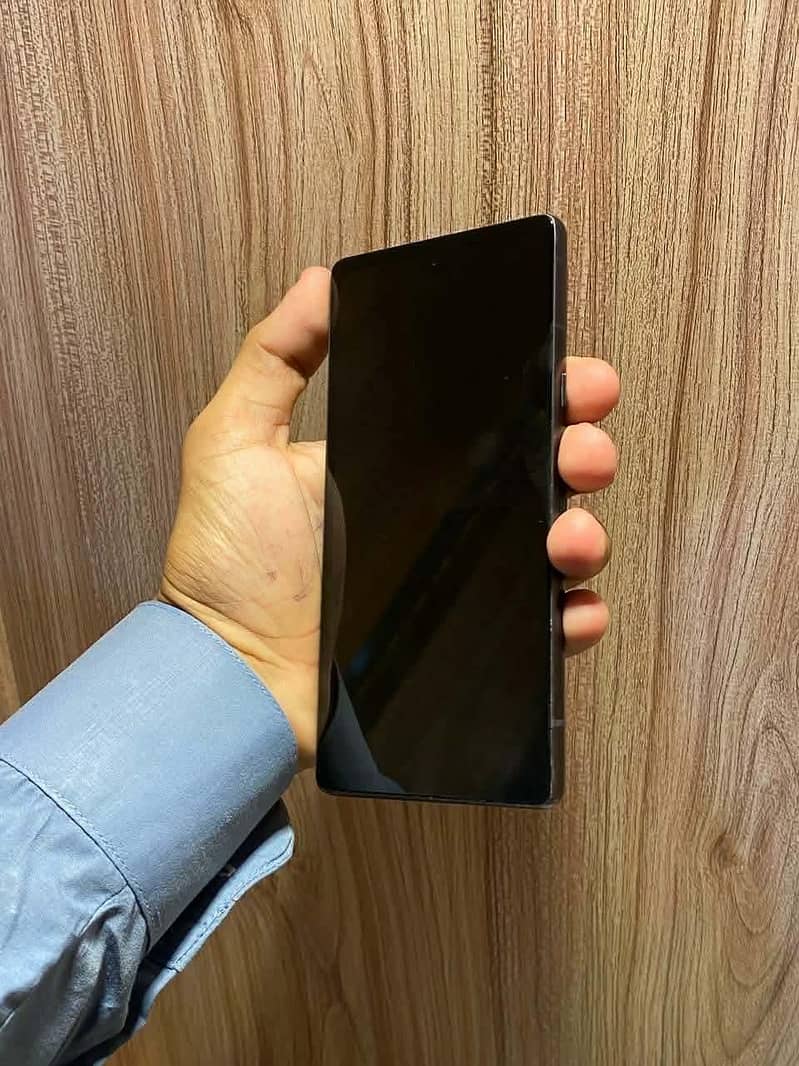 Google Pixel 7a 5