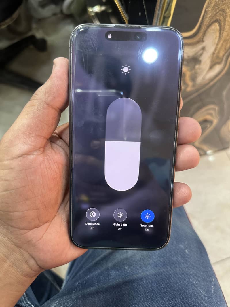Apple iPhone 15 Pro Max 7