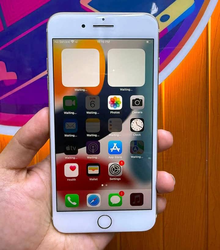 Apple iPhone 7 Plus 1