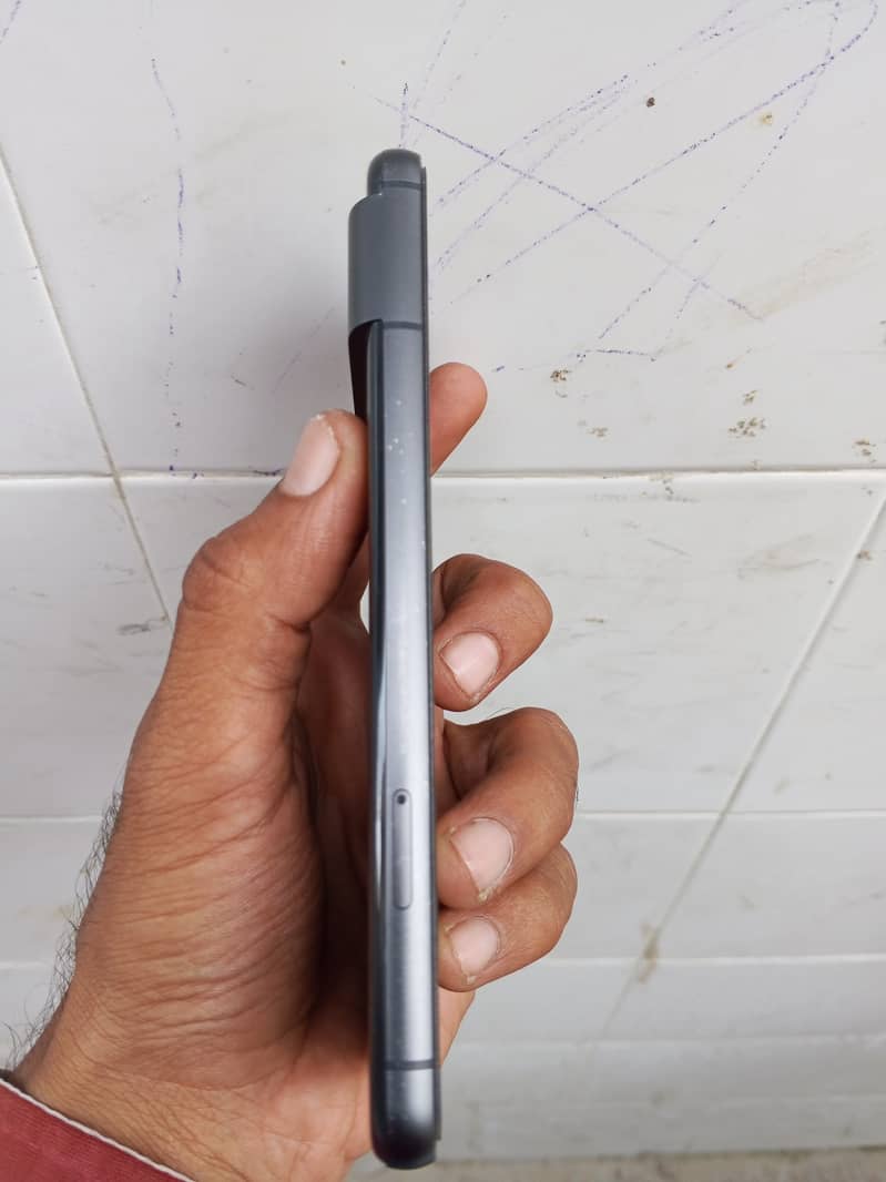 Google Pixel 8 1