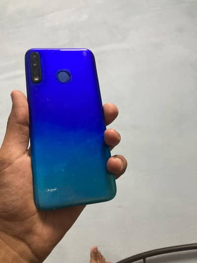 Tecno Spark 4