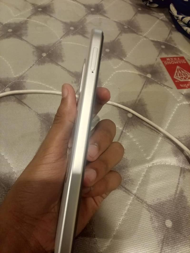 OPPO A6s 7