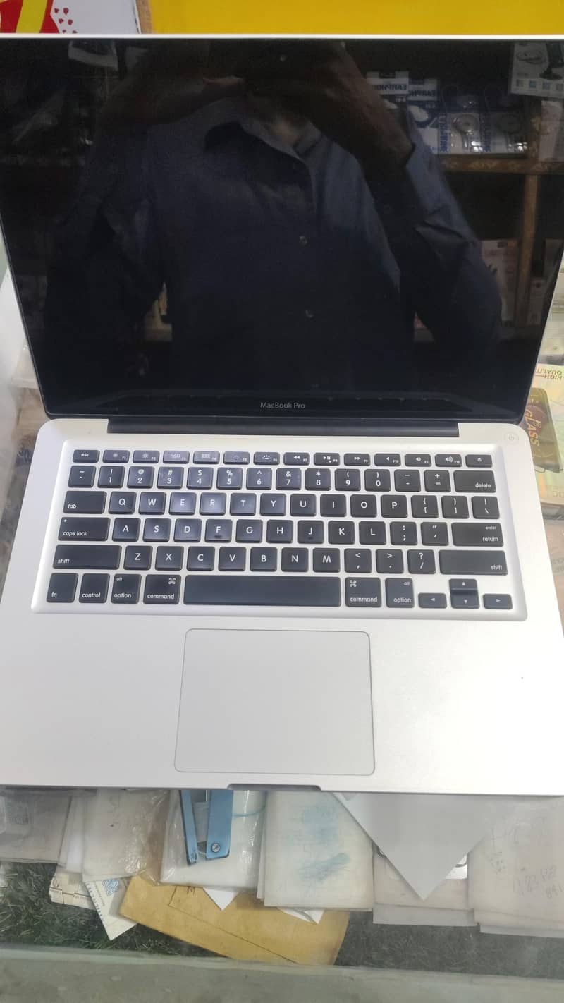 MacBook Pro 9,2 1
