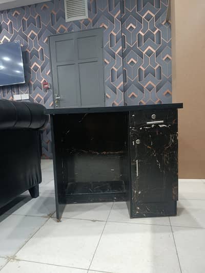 Office Table For sell