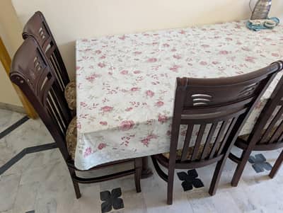 6 Seats Brand New Dinning Table