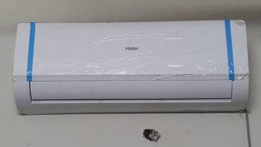 Hair ac non inventor only 4 months chala ha warranty ha