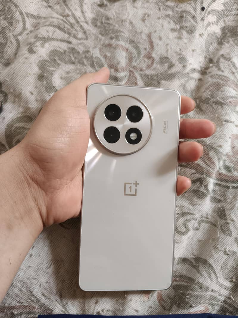 One Plus 13R 3