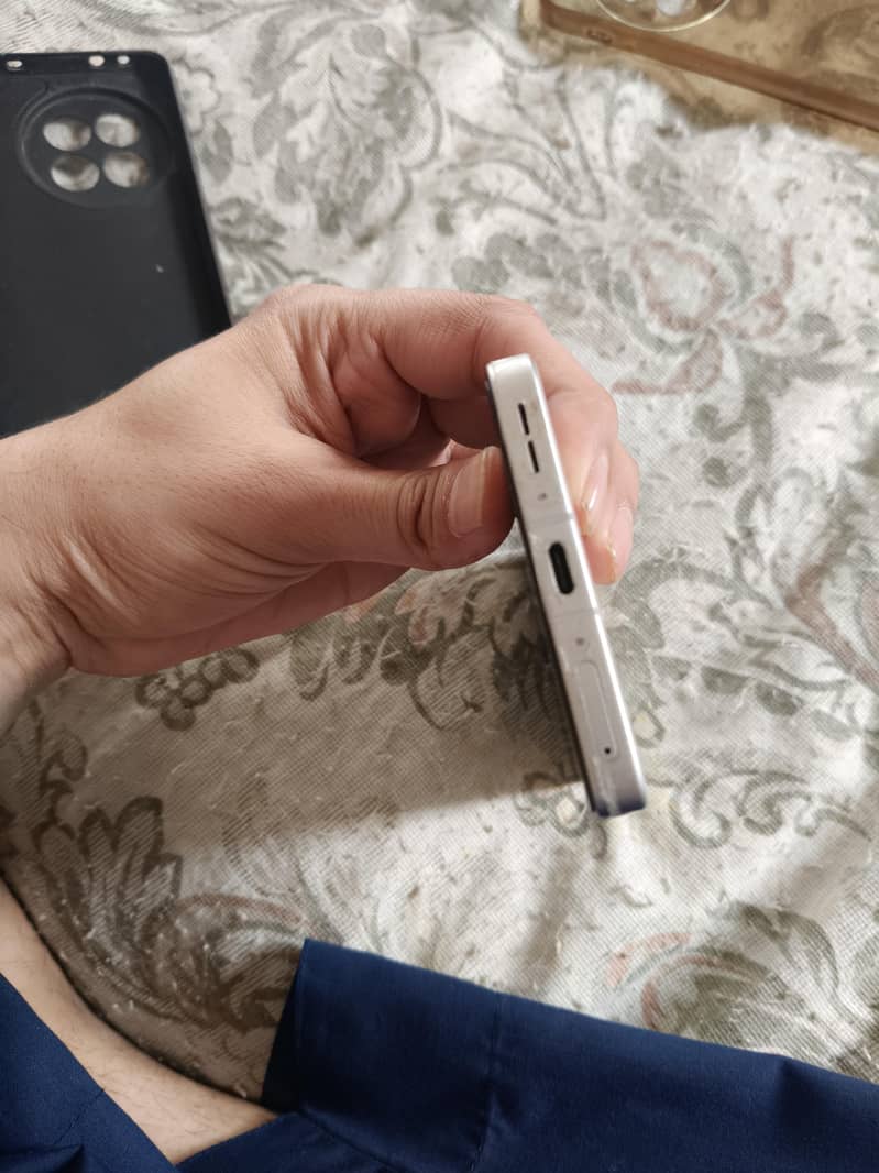 One Plus 13R 6