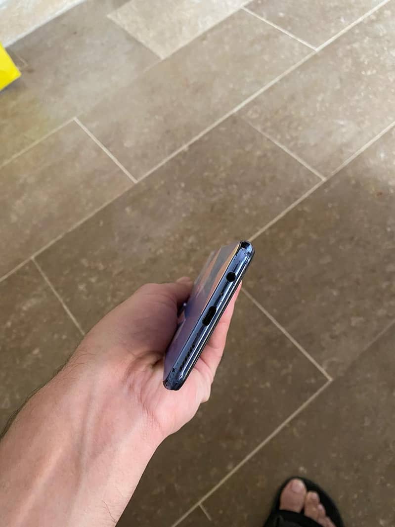 Vivo V21e 1
