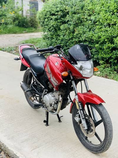 Yamaha ybr 2015 whatsapp 03359132302