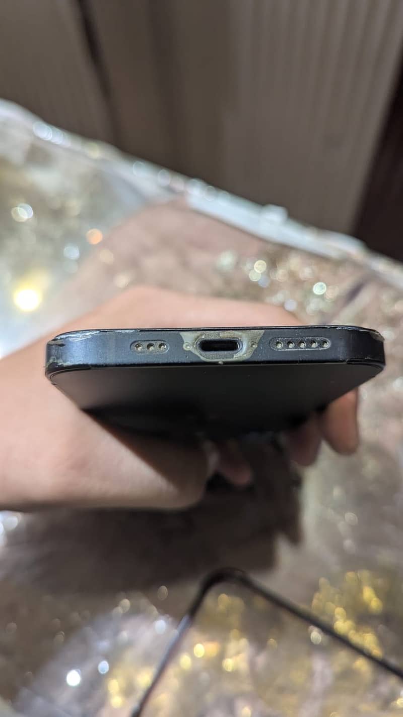 Apple iPhone 12 1