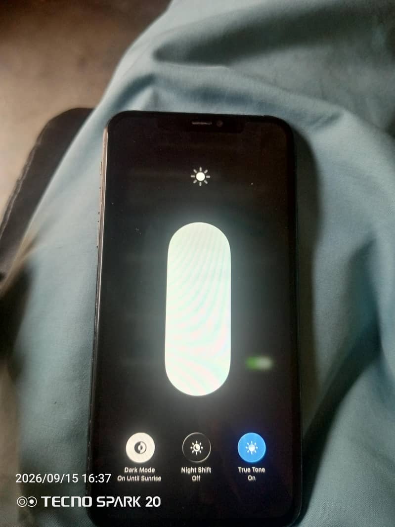 Apple iPhone 11 Pro Max 0