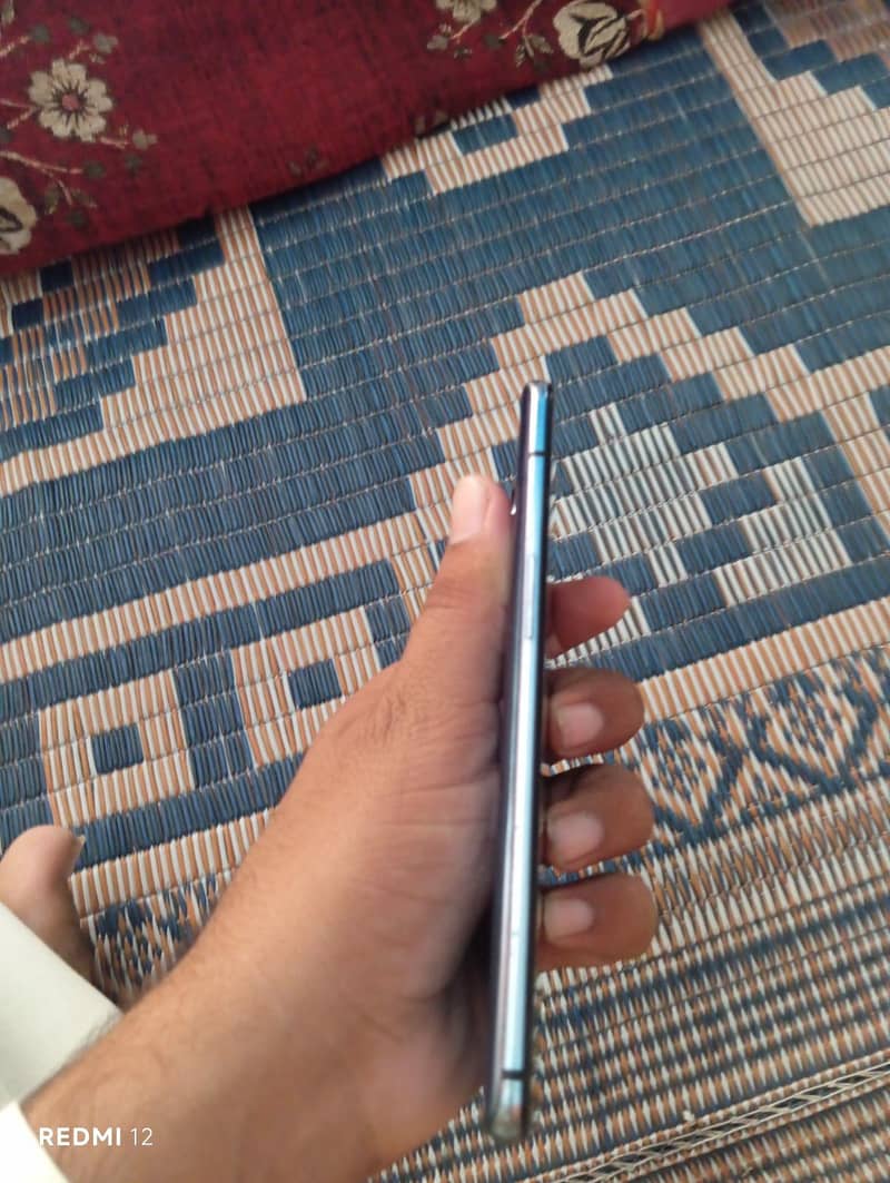 One Plus 7T 4