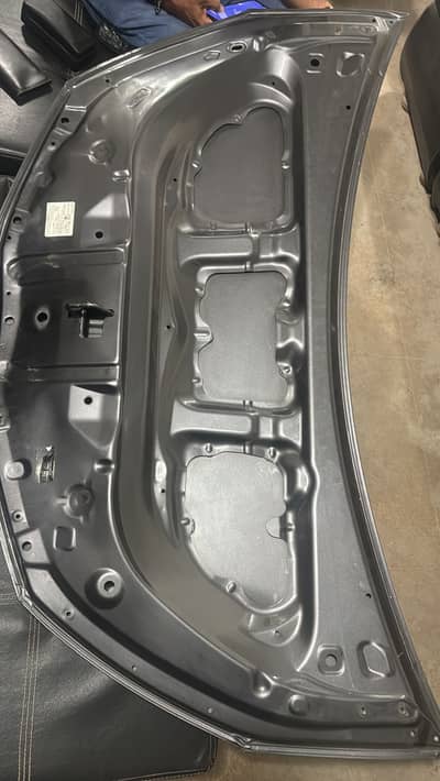 Vitz 2011-2020 Bonnet