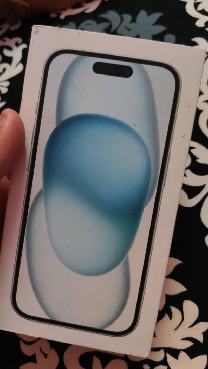 Apple iPhone 15 2