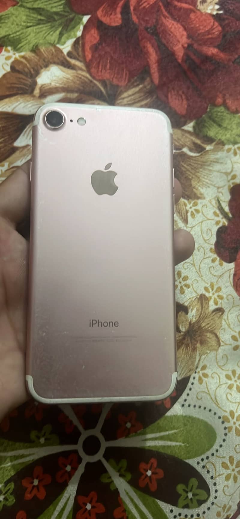 Apple iPhone 7 1
