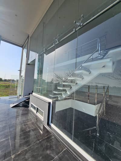 Dha Phase 7 Brand New Building For Rent