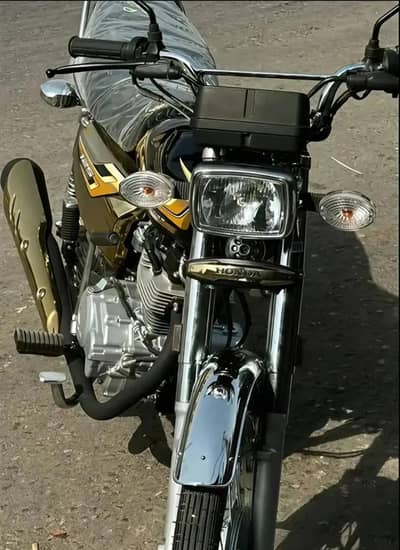 Honda 125 Self-Start Gold Edition | 10/10 Condition | Buy & Drive