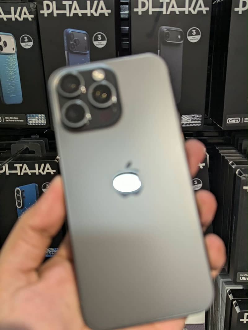 Apple iPhone 15 Pro Max 1