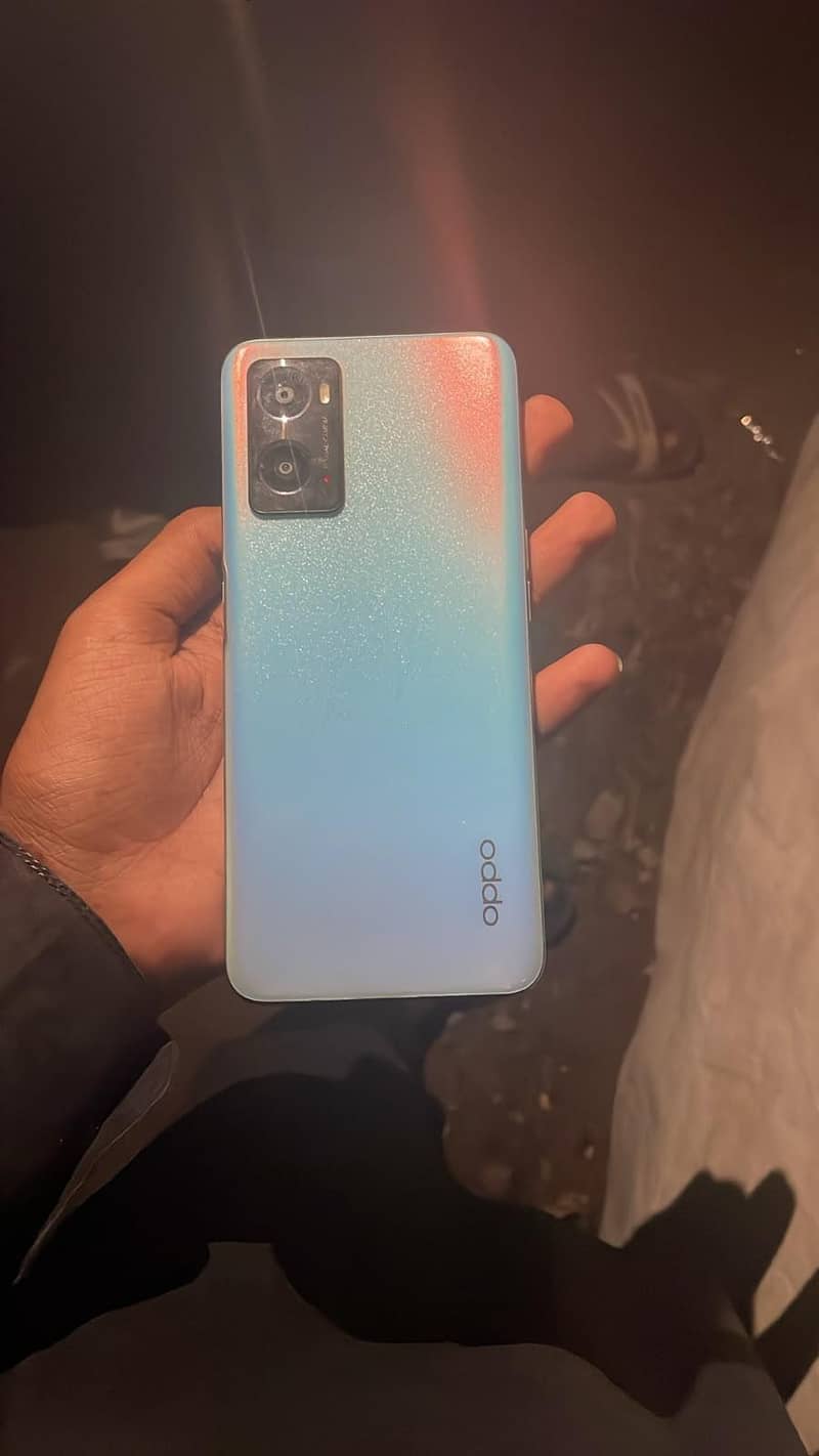 OPPO A76 5