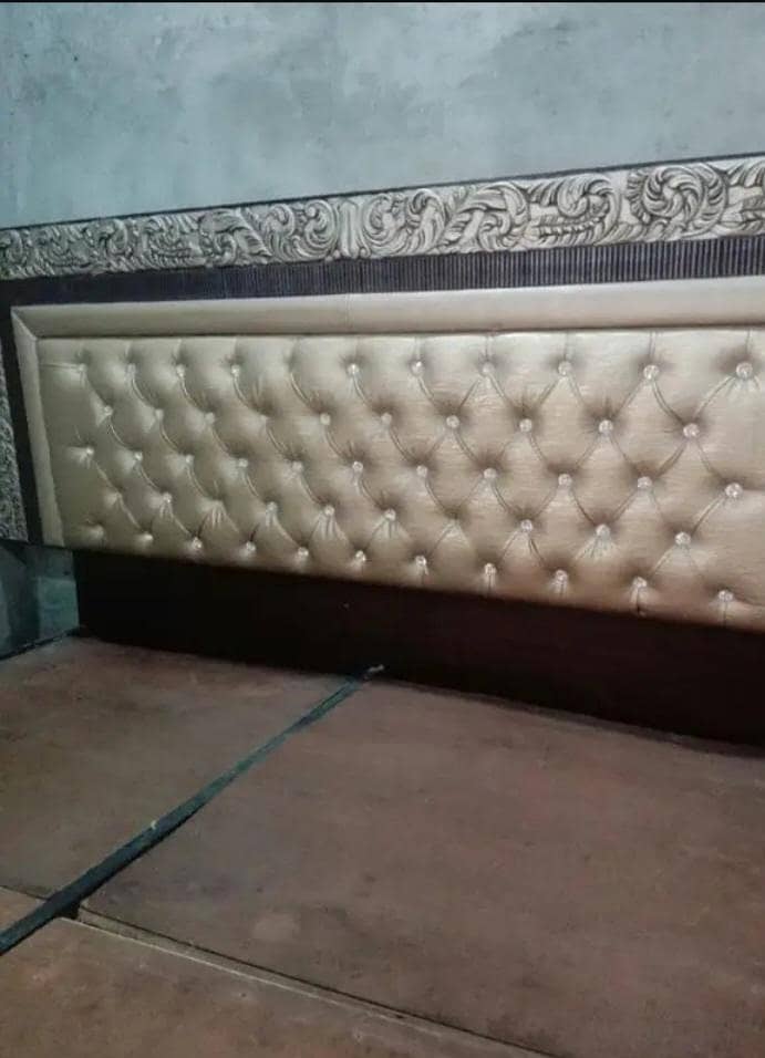 Bed king size 0