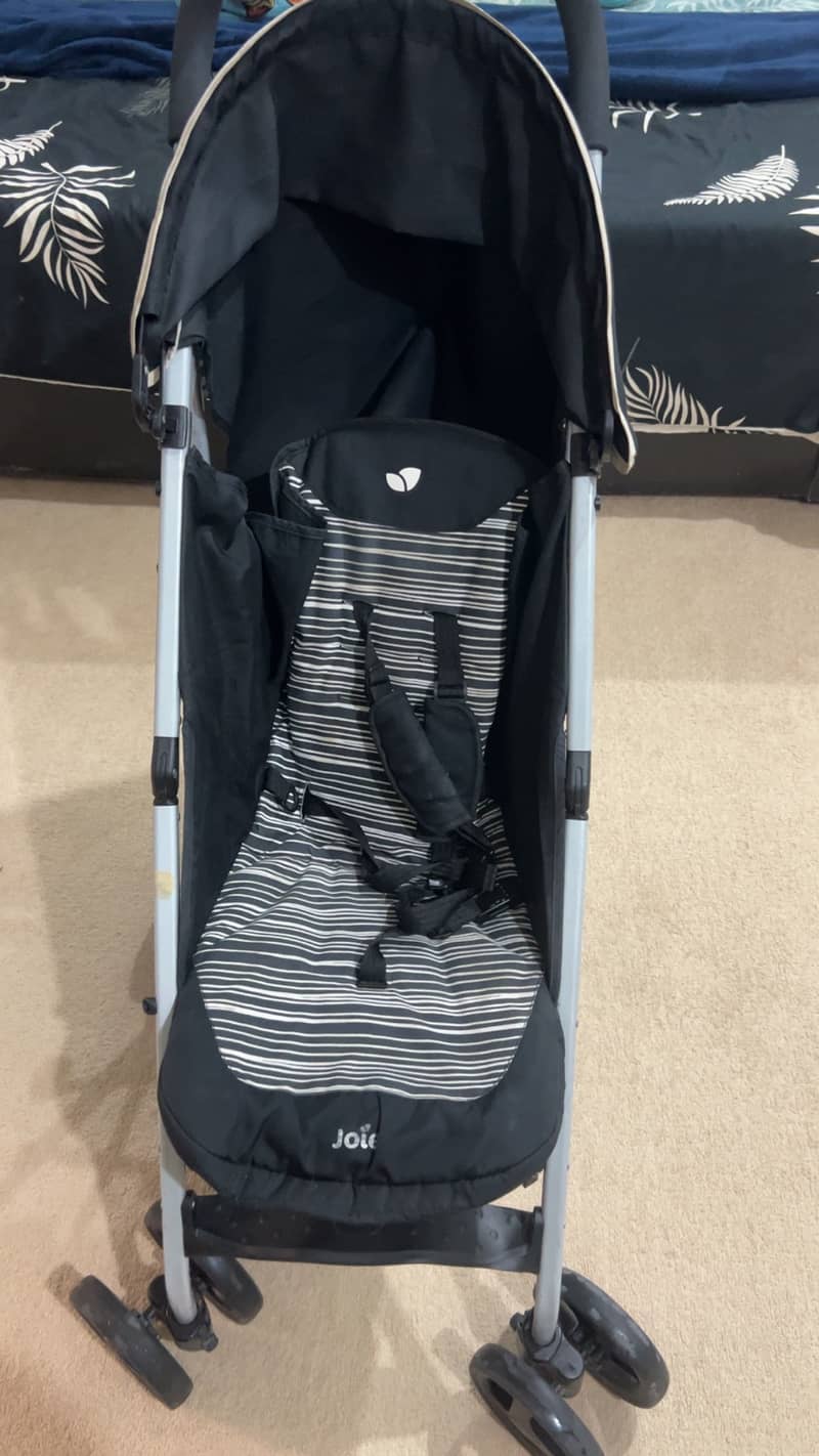 Stroller 0