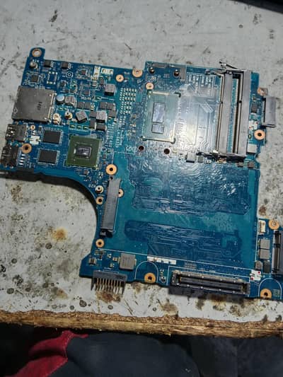 laptop spare parts LCD,  keyboard, motherboard,and other accessories