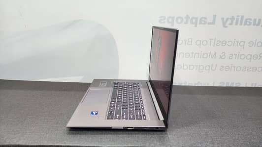 Hp zbook studio G8 mobile workstation,i9,11.32 gb 1tb . 4gb RTXA200