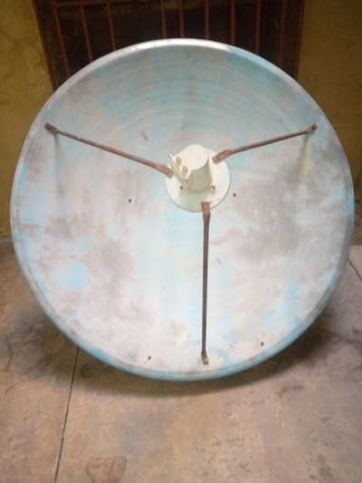 4 feet dish