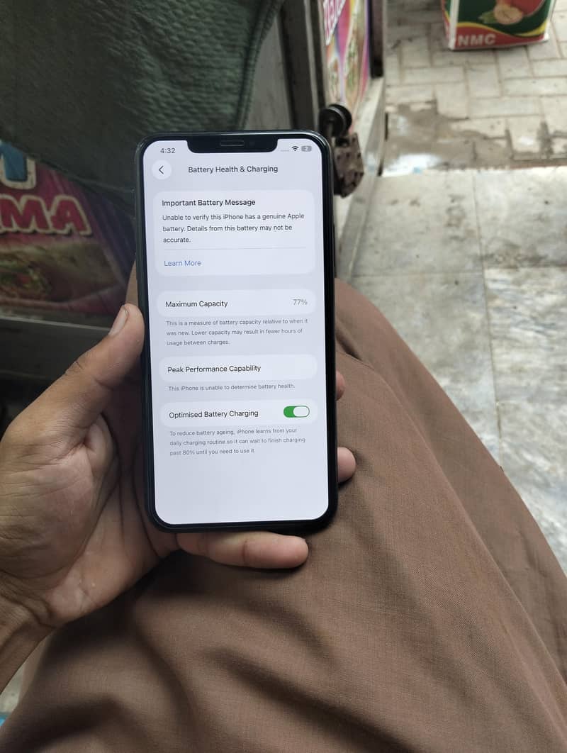 Apple iPhone 11 Pro Max 1