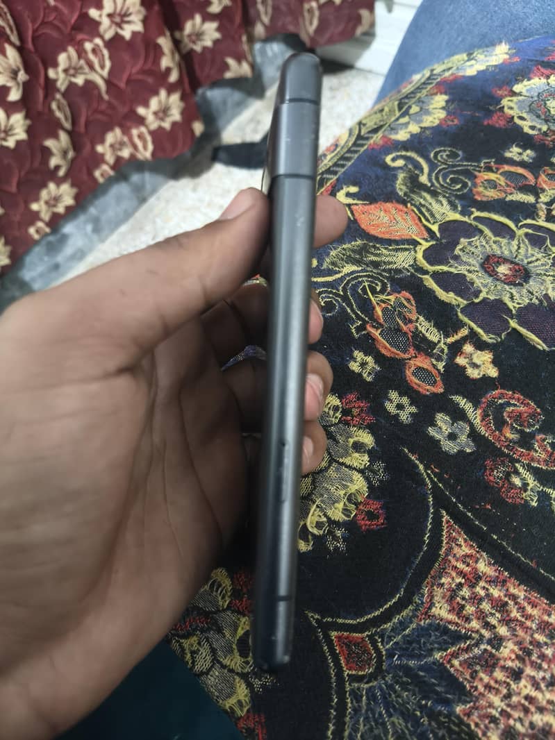 Google Pixel 7a 3