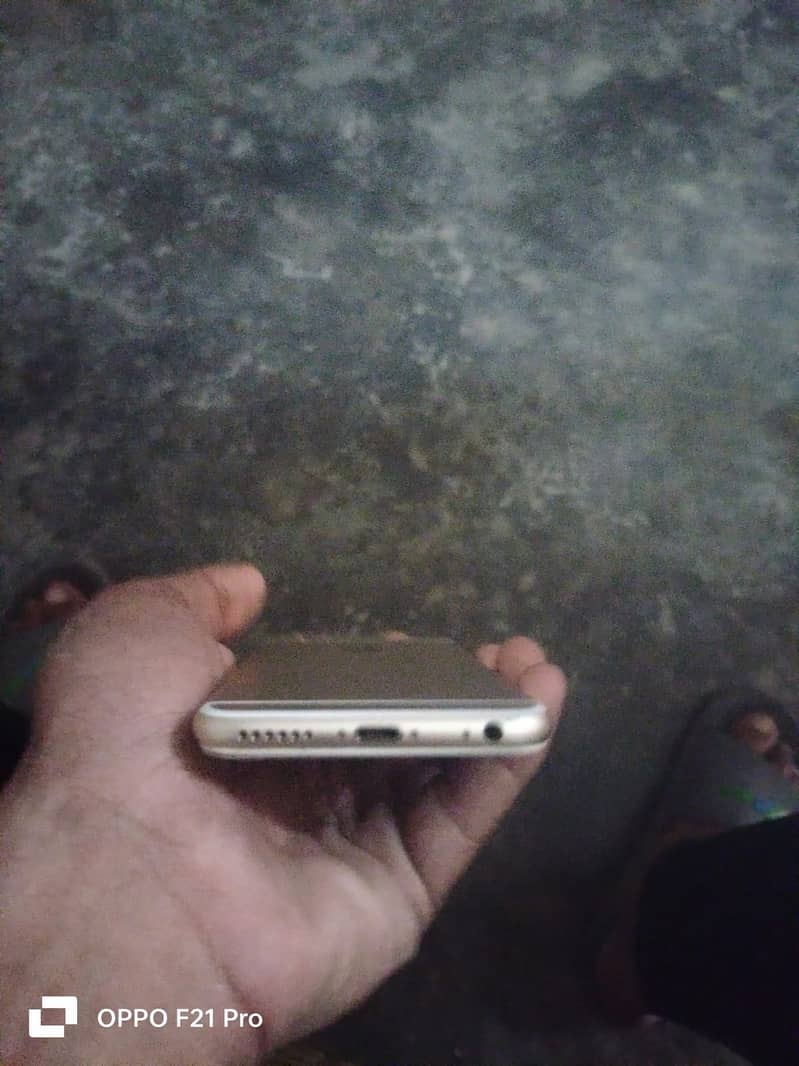 Apple iPhone 6S 2