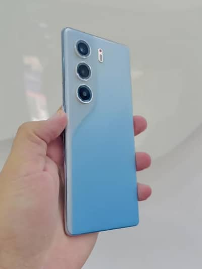 Tecno CAMON 40 Pro