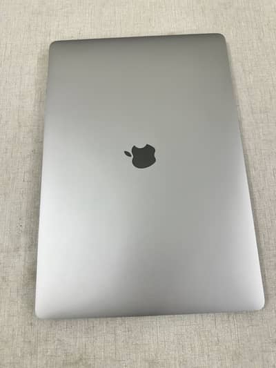 Apple MacBook Pro 16” 2019 | Core i9 | 32 GB Ram | GPU 8 GB | 2 TB SSD
