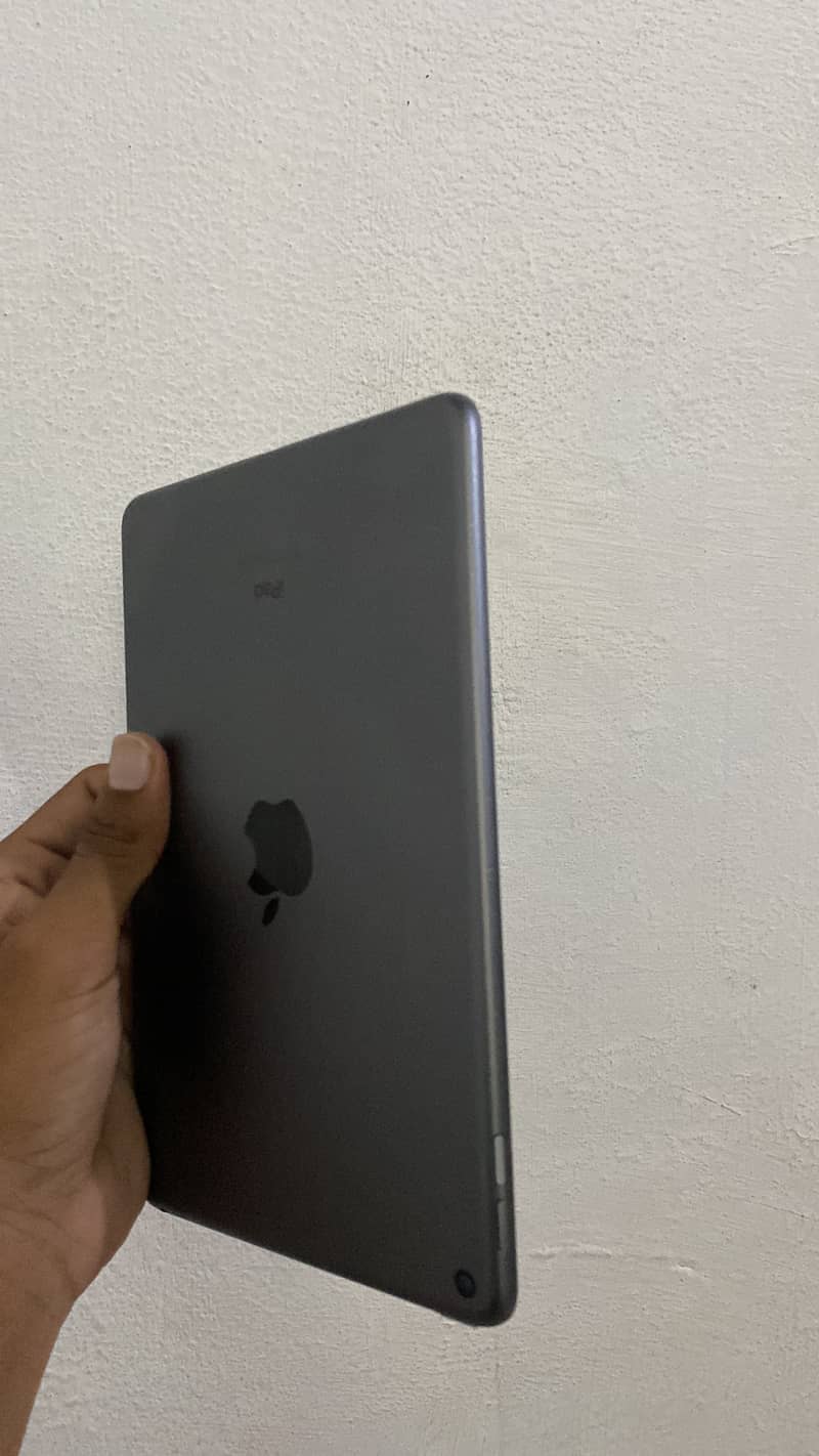 Apple ipad mini 5 4