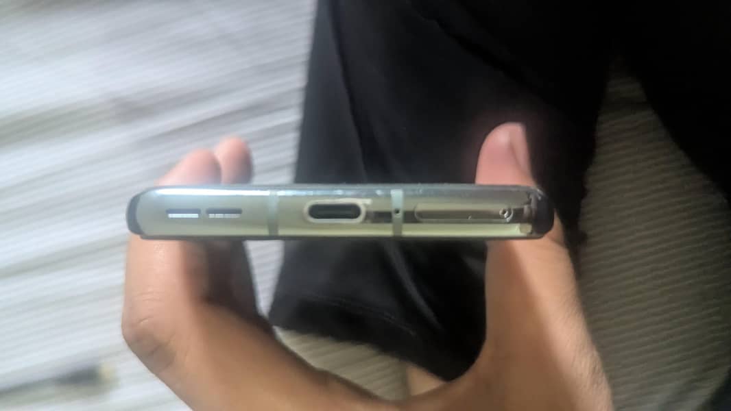 One Plus 9 Pro 3