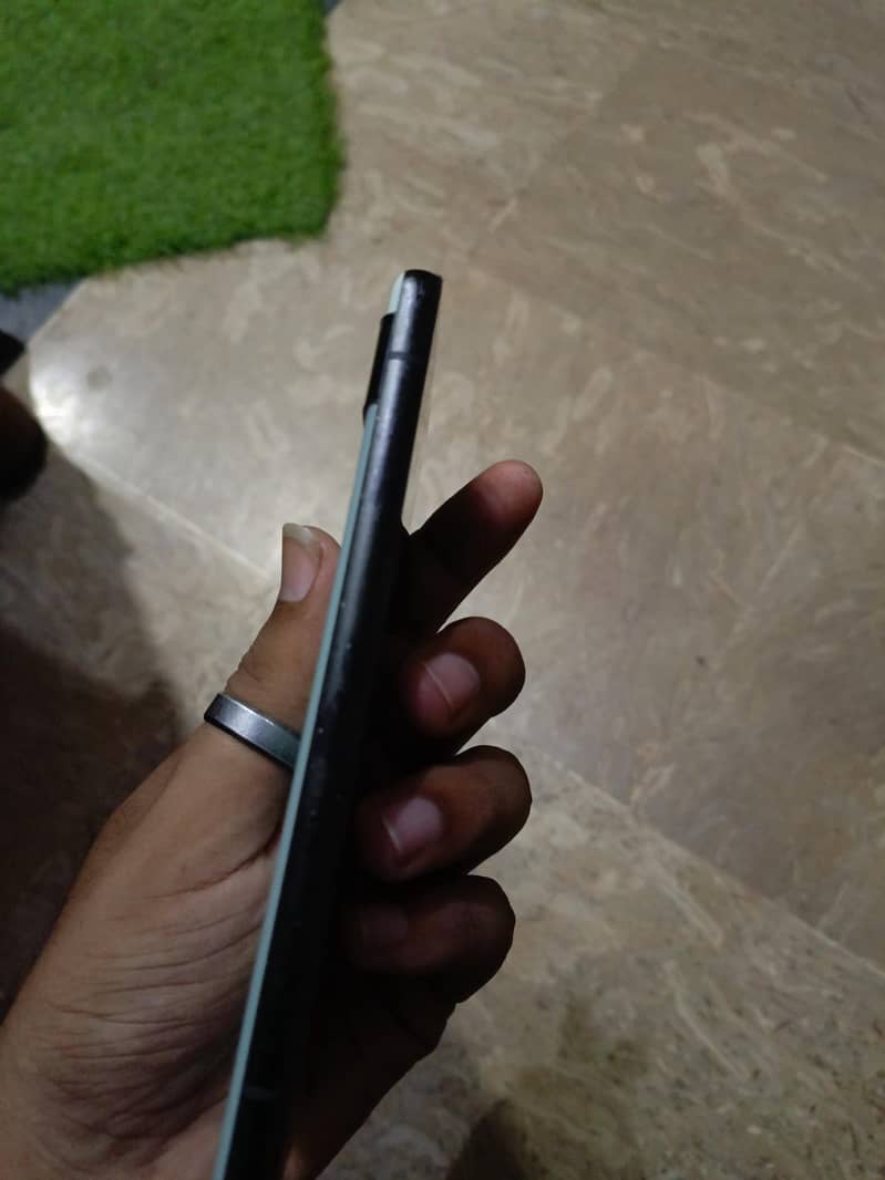 Google Pixel 6a 4