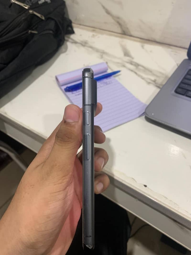 Google Pixel 8 1