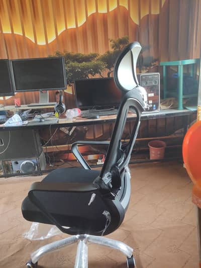 A used like new rolling office chair for sale