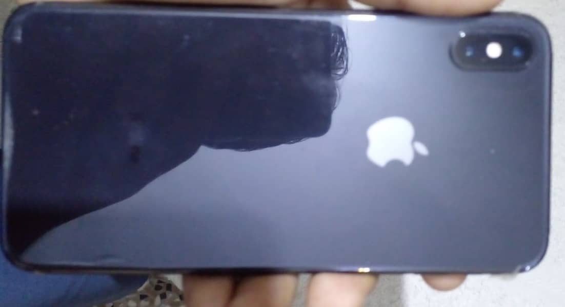 Apple iPhone XS Max 1