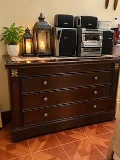 Chest of Drawers