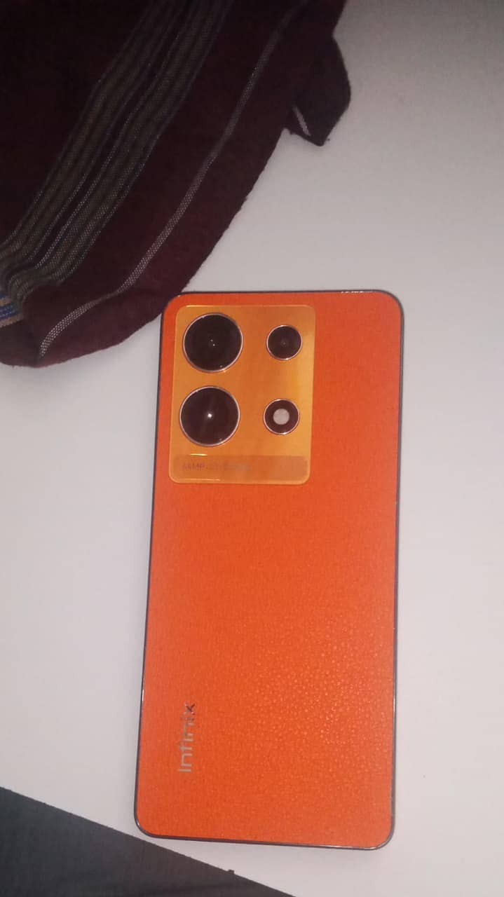 Infinix Note 30 7
