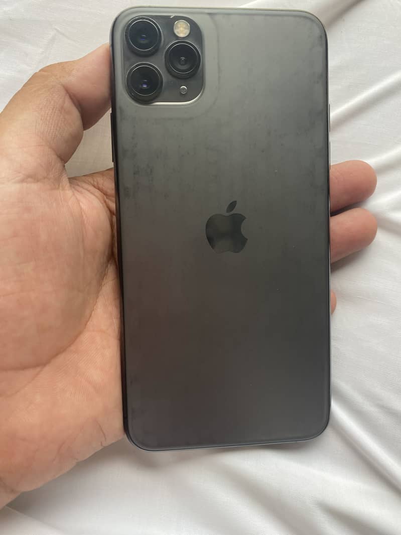 Apple iPhone 11 Pro Max 7